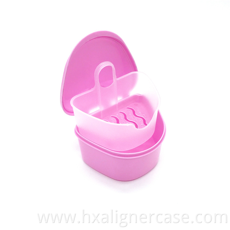 China Manufacture Plastic Denture Cleaning Box